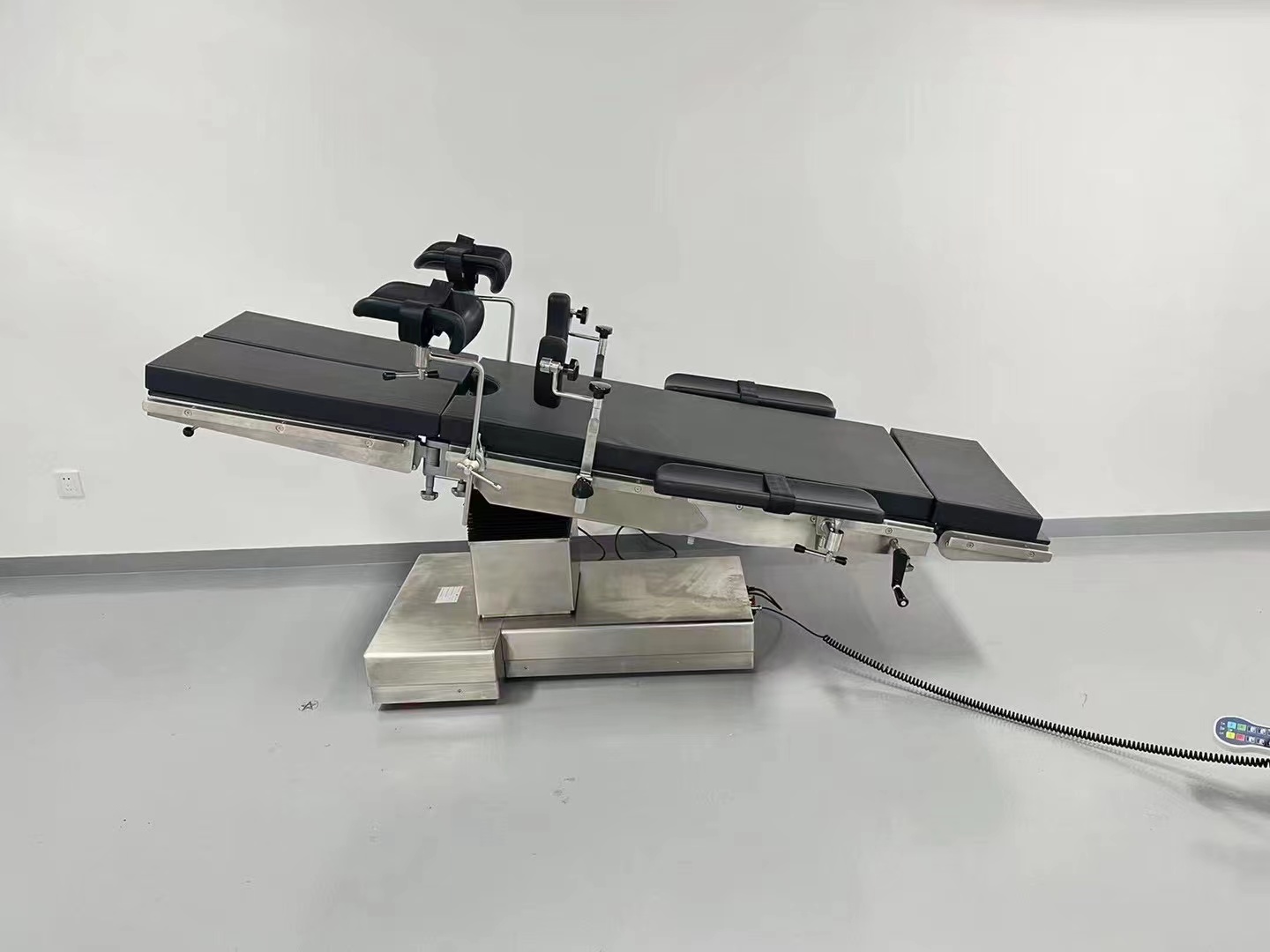 Luxurious Electric Hydraulic operating table
