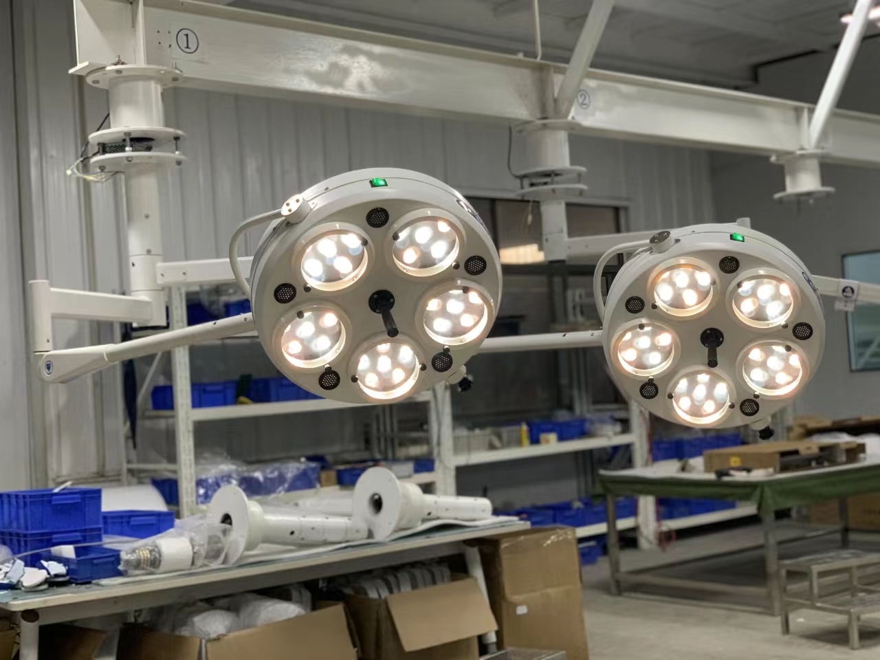 LED Ceiling Mounted Surgical Operating Light 