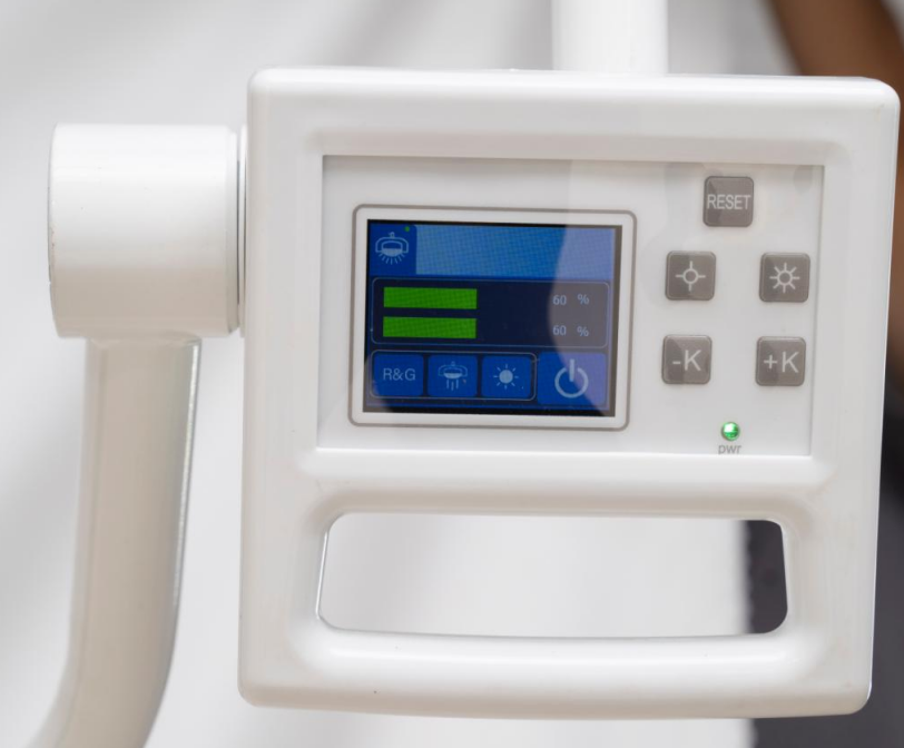 Ceiling Mounted VET Led Operating Light With LCD Control Panel