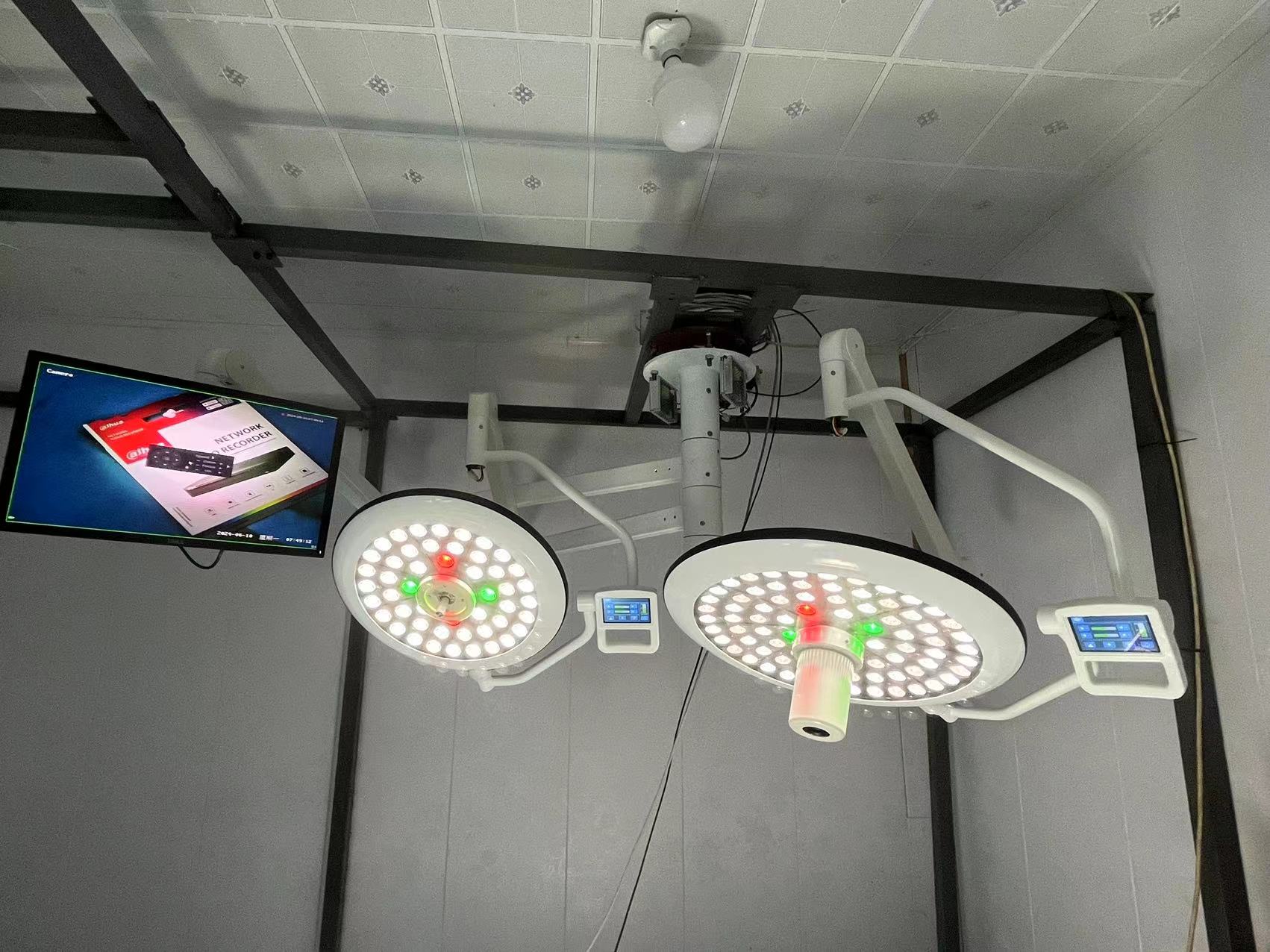 3 Arms Ceiling Mounted Led Colored Surgical Lamp Operating Room Lights With Camera And Monitor
