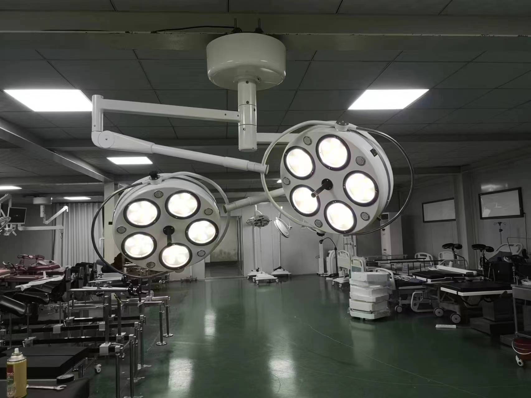 LED Ceiling Mounted Surgical Operating Light 